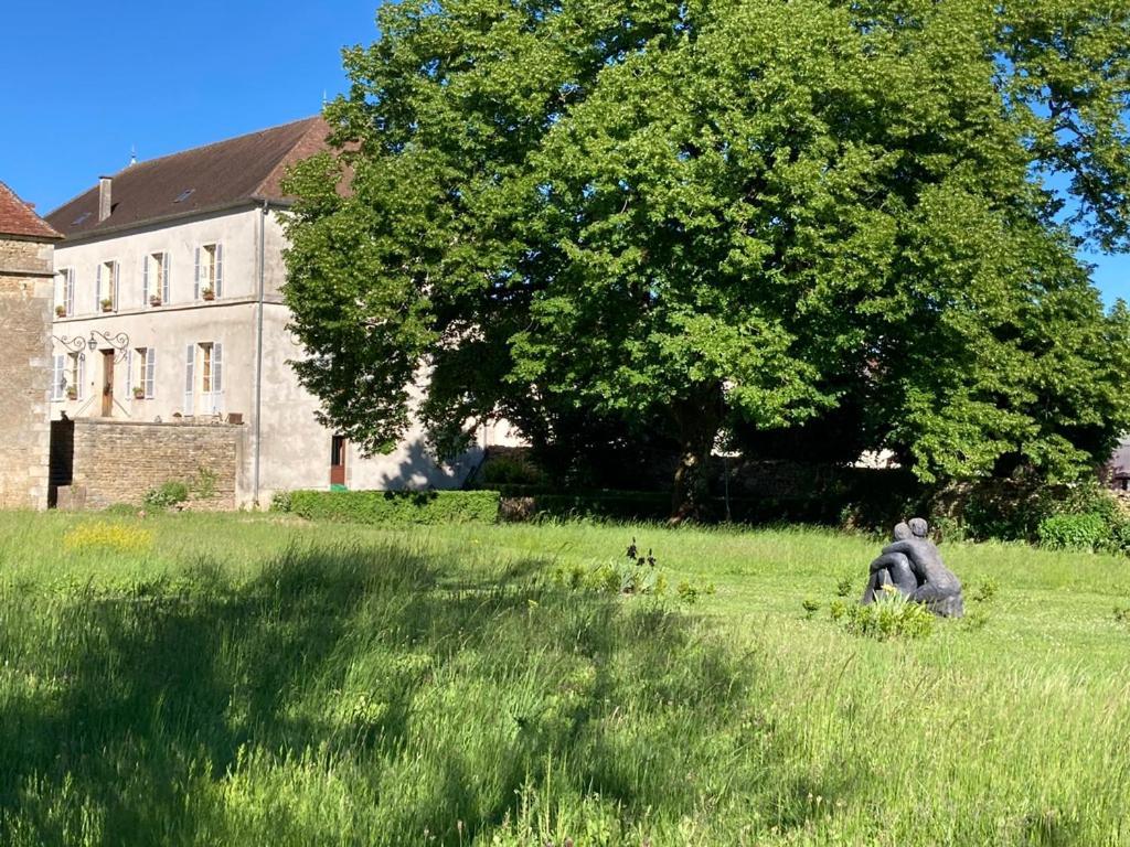 La Buffonnerie Bed & Breakfast Moutiers-Saint-Jean Exterior foto